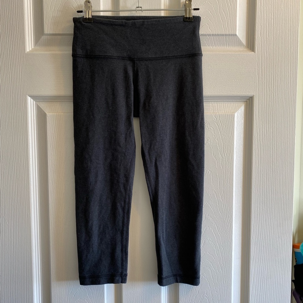 Lululemon high waisted crops